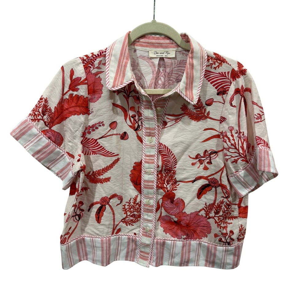 Doe and Rae Red Pink Floral Botanical Cropped Button Down Shirt Small